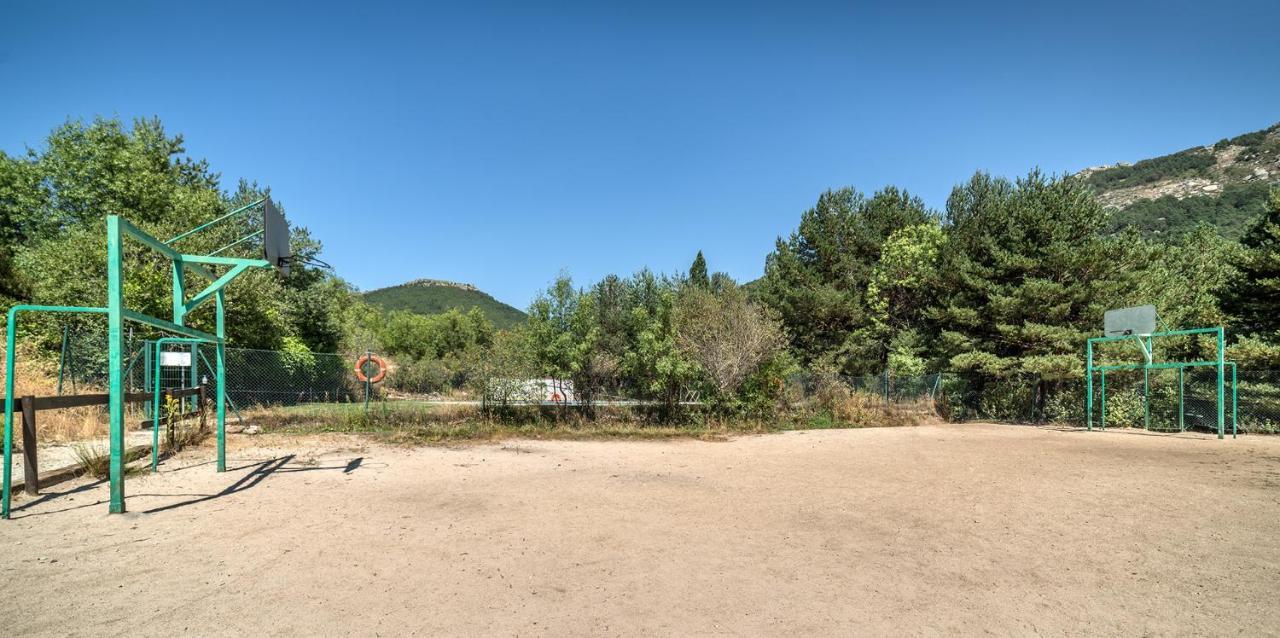 Valle Abedules Bustarviejo Екстериор снимка